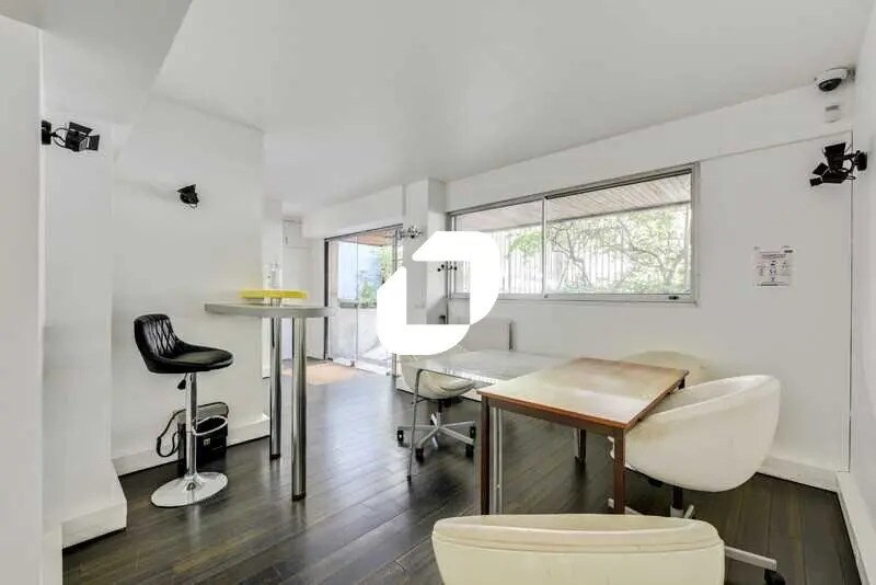 Bureau dans Paris à louer Photo de l’immeuble– Image 1 sur 14