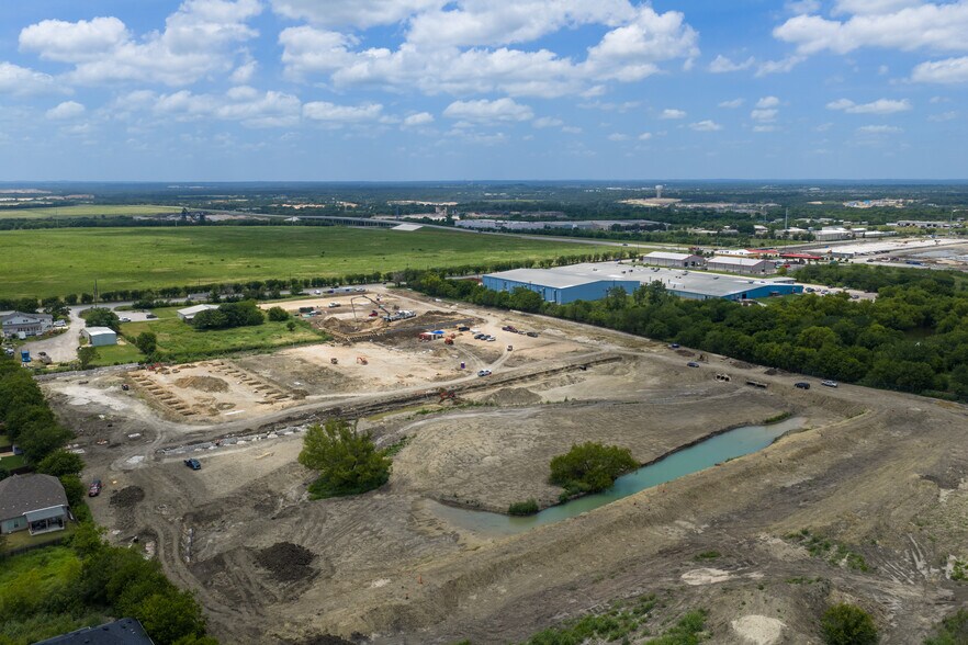 1307 S Loop 4, Buda, TX à vendre - Photo de la construction – Image 2 sur 4