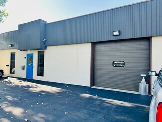 Plus de détails pour 1624 Old Deerfield Rd, Highland Park, IL - Local d'activités à louer