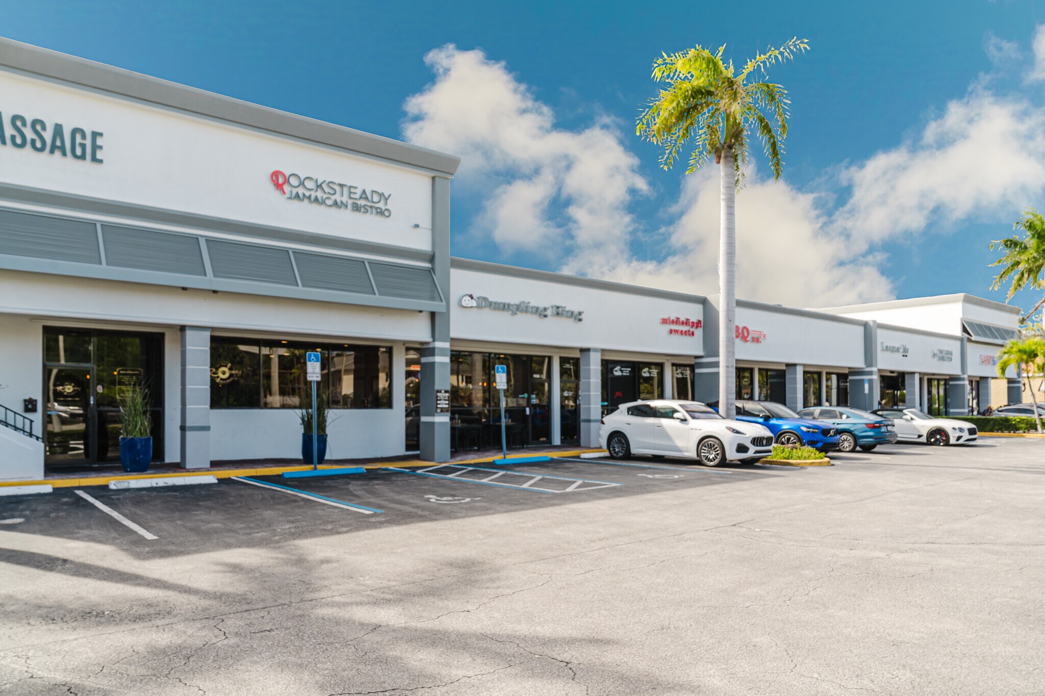 2399-2401 N Federal Hwy, Boca Raton, FL à louer Photo principale– Image 1 sur 19