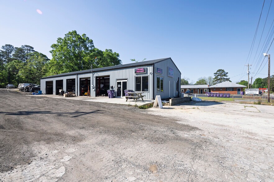 508 Travis Ave, Saluda, SC à vendre - Photo de l’immeuble – Image 2 sur 18
