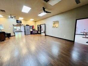 4501 Williamsburg Rd, Richmond, VA à louer Photo intérieure– Image 2 sur 2