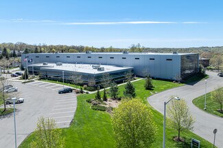 Plus de détails pour 50 Corporate Dr, Trumbull, CT - Industriel/Logistique à louer
