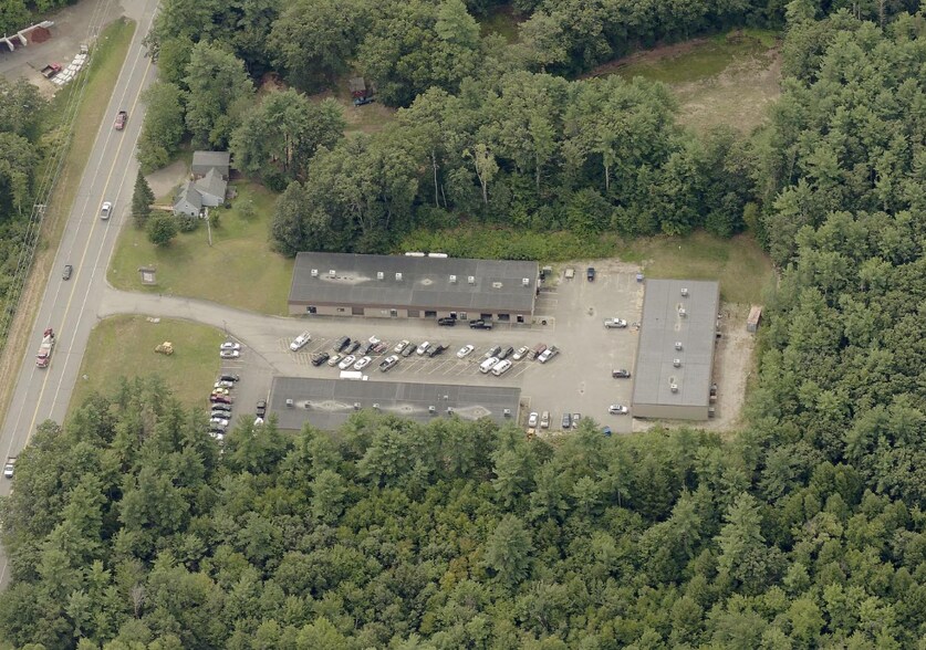 424 Route 125, Brentwood, NH à louer - Photo de l’immeuble – Image 1 sur 5