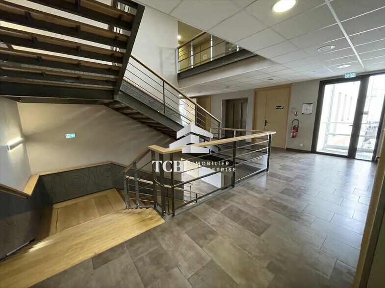Bureau dans Vertou à louer - Photo de l’immeuble – Image 3 sur 3