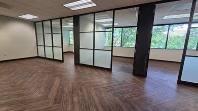 10800 Financial Centre Pkwy, Little Rock, AR à louer Photo intérieure– Image 2 sur 6