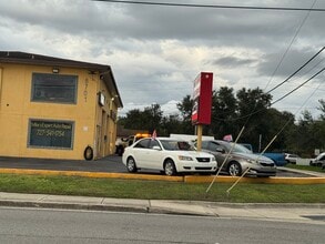 8701 66th St, Pinellas Park, FL à louer Photo de l’immeuble– Image 2 sur 3