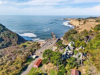 Plus de détails pour 785 Port Rd, Point Arena, CA - Hôtellerie à vendre