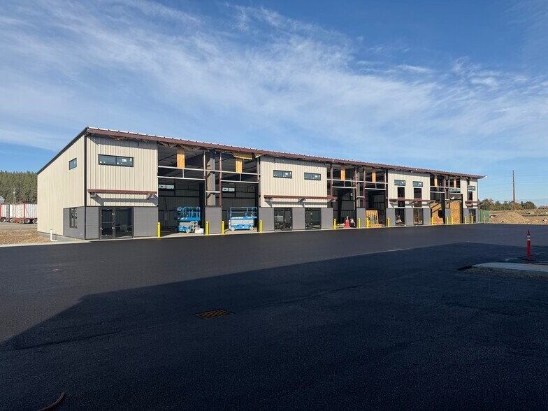 4524 Barker Rd, Spokane Valley, WA à louer - Photo principale – Image 1 sur 7
