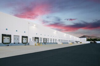 Plus de détails pour 17300 Slover Ave, Fontana, CA - Industriel/Logistique à louer