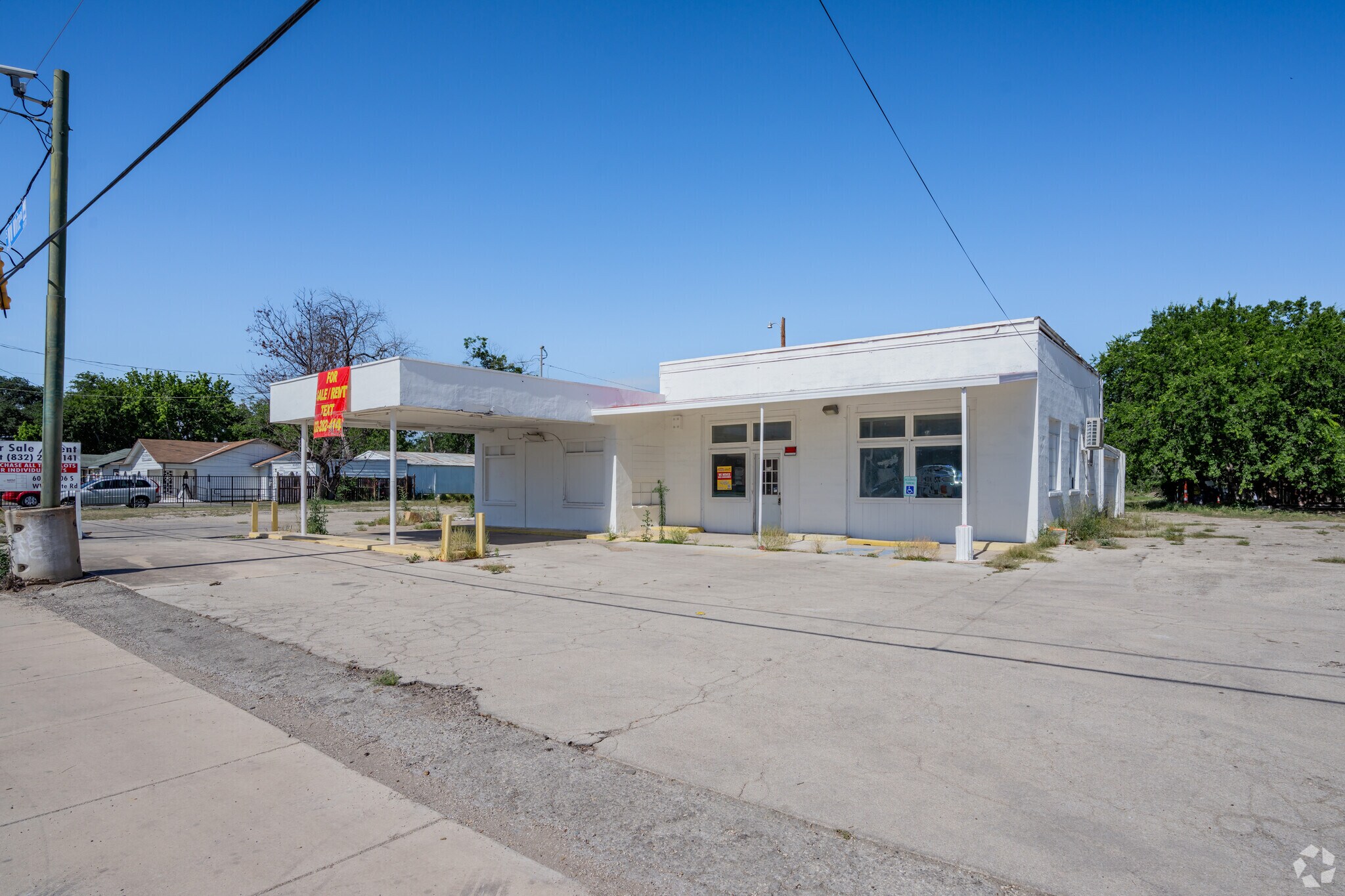 600 S WW White Rd, San Antonio, TX à vendre Photo de l’immeuble– Image 1 sur 16
