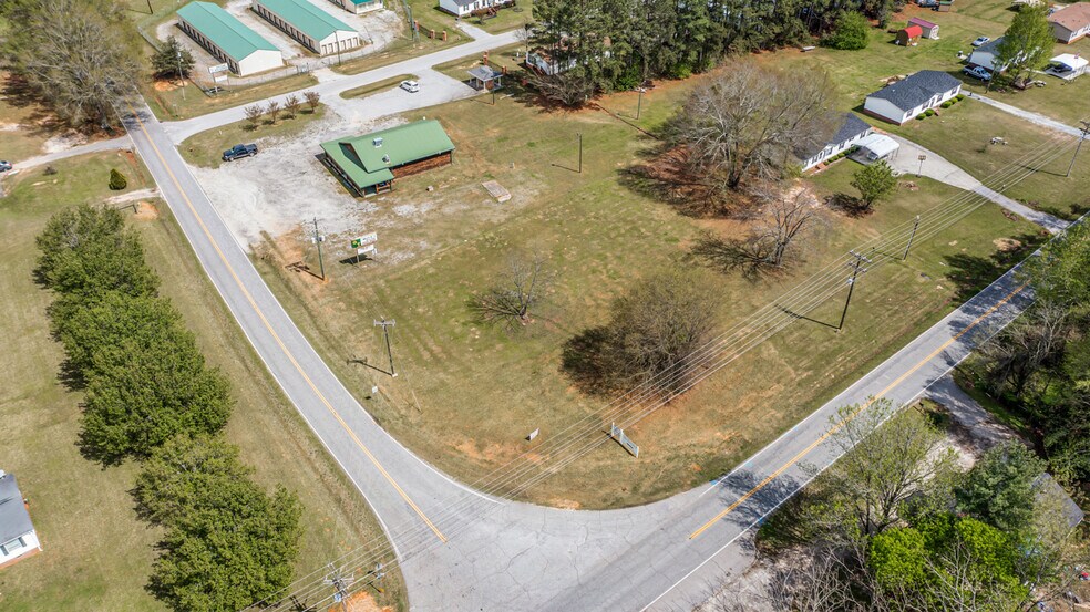 869 Poplar St, Clinton, SC à vendre - Aérien – Image 3 sur 33