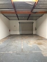 671 E Cooley Dr, Colton, CA à louer Photo intérieure– Image 2 sur 10