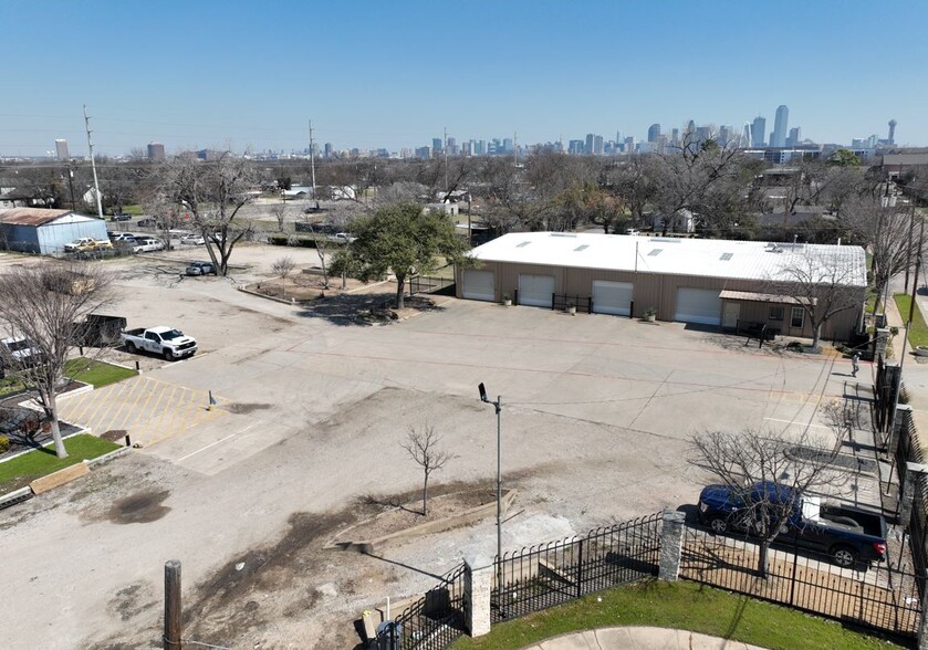 1905 Akron St, Dallas, TX à louer - Photo de l’immeuble – Image 3 sur 7