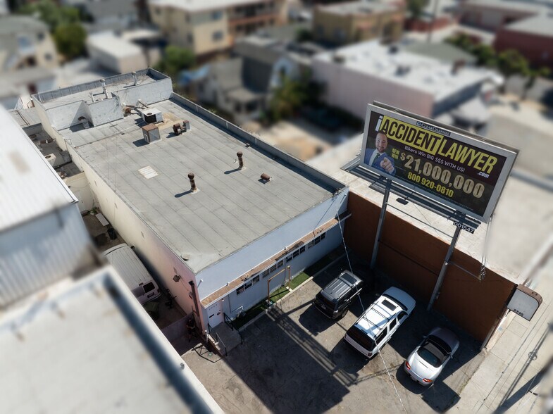 2745 W Temple St, Los Angeles, CA à vendre - Photo principale – Image 1 sur 4