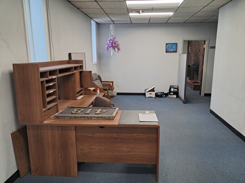 418 Bridge St, Lowell, MA à vendre - Photo de l’immeuble – Image 2 sur 8