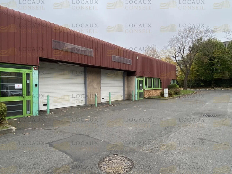 19 Avenue Albert Einstein, Le Blanc-Mesnil à louer - Photo de l’immeuble – Image 1 sur 6