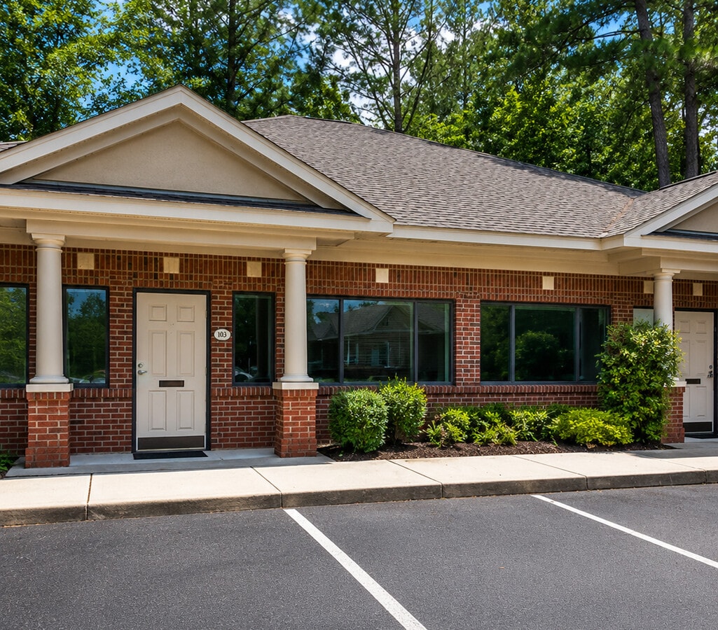 2019 Centre Pointe Blvd, Tallahassee, FL 32308 - Lot 2019-101 -  - Photo intérieure - Image 2 of 5