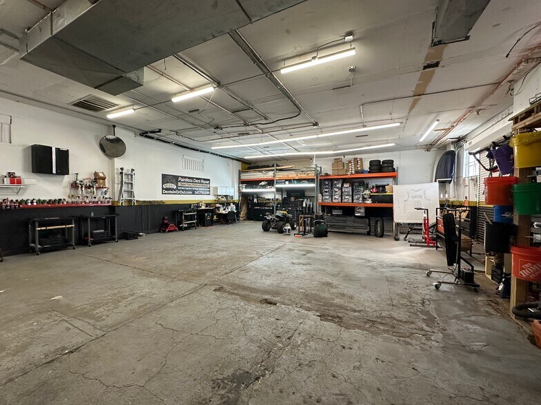 2299 McDonald Ave, Brooklyn, NY à vendre - Photo intérieure – Image 2 sur 14