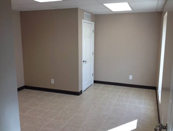 7295 State Highway 66, Tulsa, OK à louer - Photo de l’immeuble – Image 2 sur 5