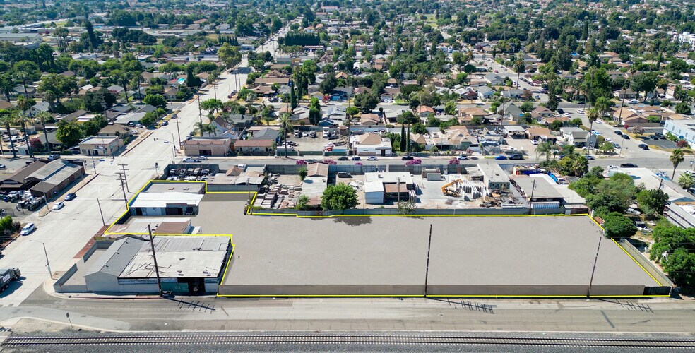 1132 W 1st st, Pomona, CA à louer - Photo de l’immeuble – Image 1 sur 3
