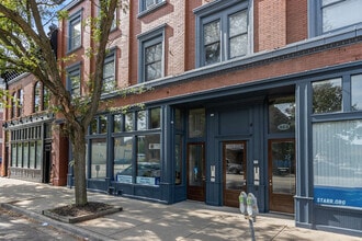 319 N Burdick St, Kalamazoo, MI à louer Photo intérieure– Image 1 sur 1