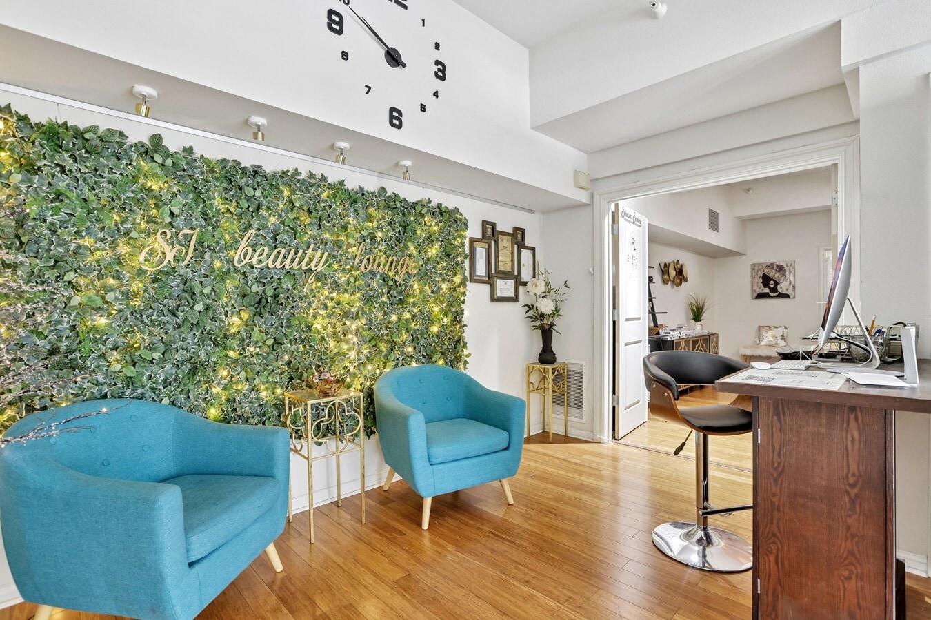46 W Julian St, San Jose, CA 95110 - Lot 217 - - Photo intérieure - Image 2 of 60