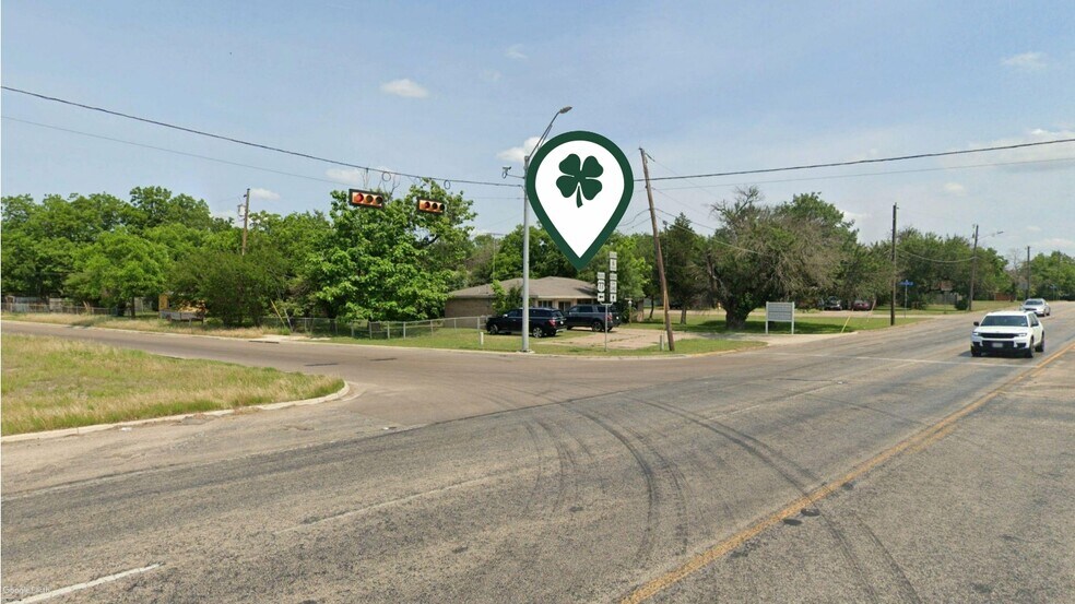 1011 N Robinson Dr, Waco, TX à vendre - Autre – Image 2 sur 2
