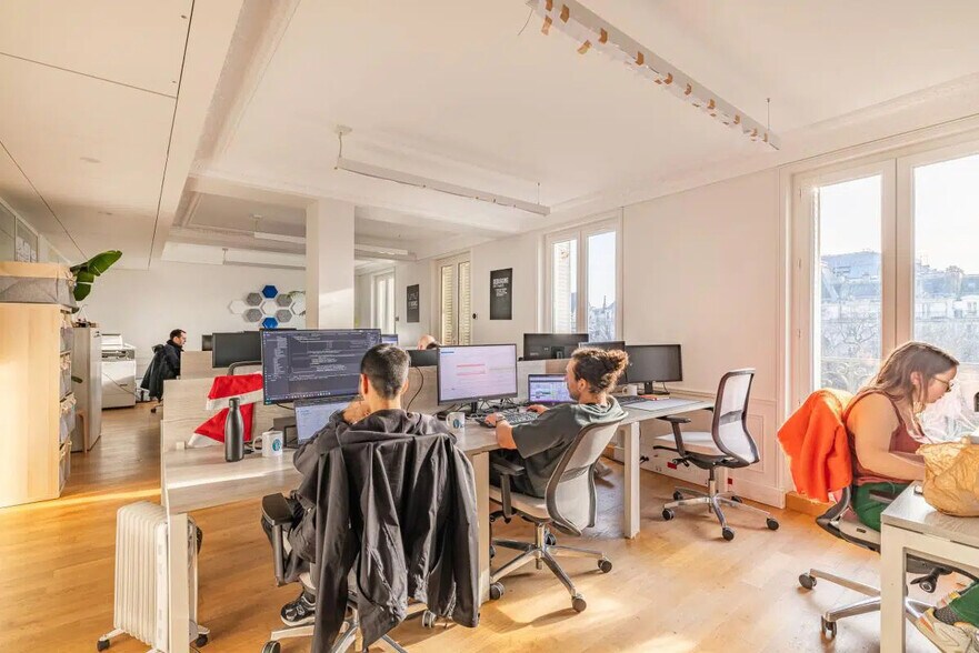 Bureau dans Paris à louer - Photo de l’immeuble – Image 3 sur 9