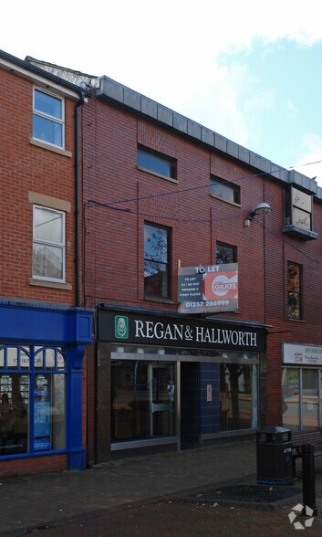 2 Fazakerley St, Chorley à louer - Photo principale – Image 1 sur 3