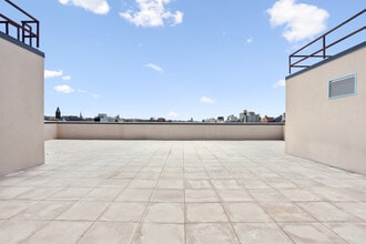 604 Pacific St, Brooklyn, NY à louer Photo de l’immeuble– Image 2 sur 4