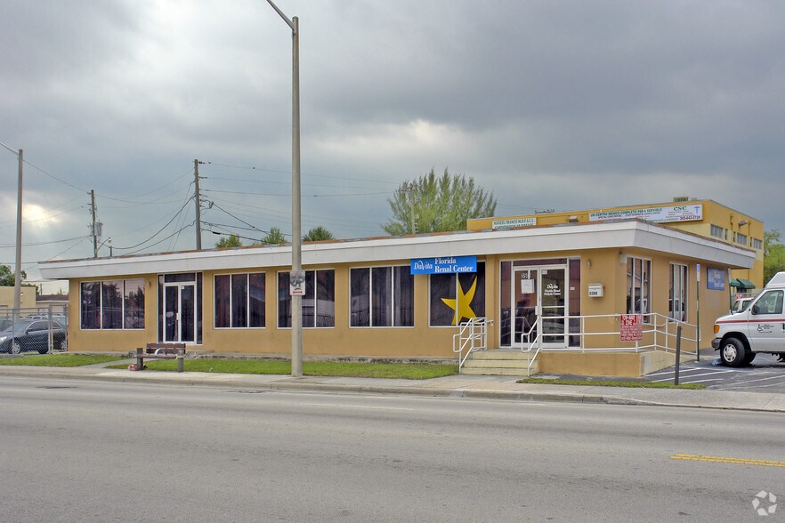 3500 NW 7th St, Miami, FL à louer - Photo principale – Image 1 sur 7