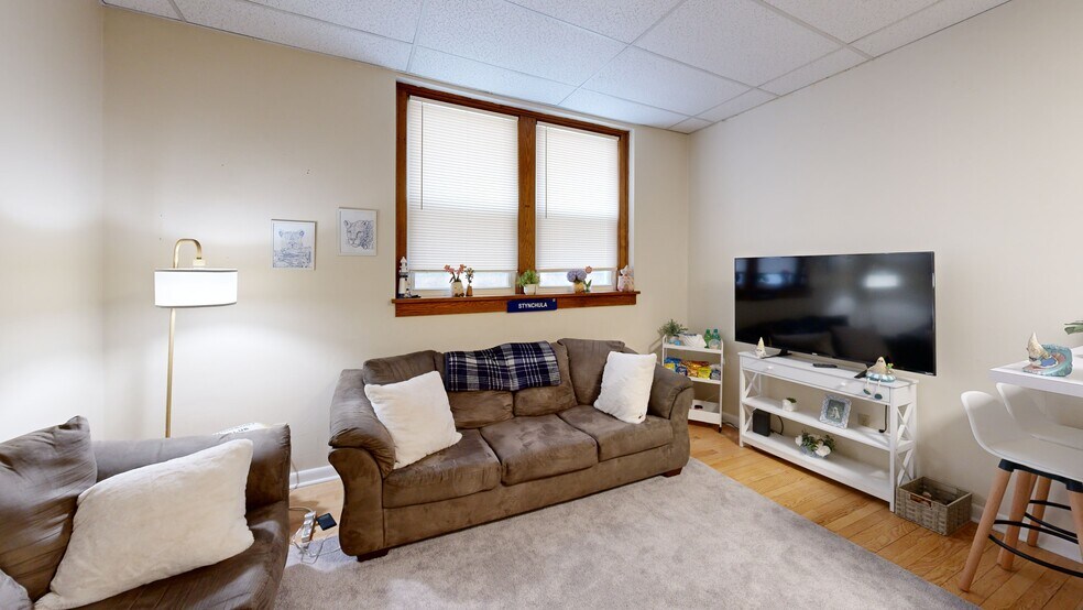 228-232 E College Ave, State College, PA à vendre - Numérisation 3D Matterport – Image 3 sur 32