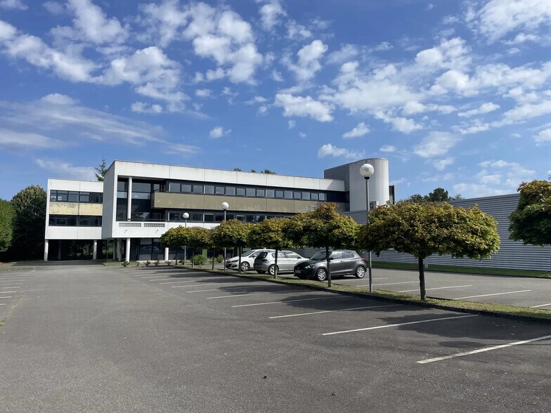 2 Rue Du Plessis, Vern-sur-Seiche à louer - Photo de l’immeuble – Image 1 sur 22