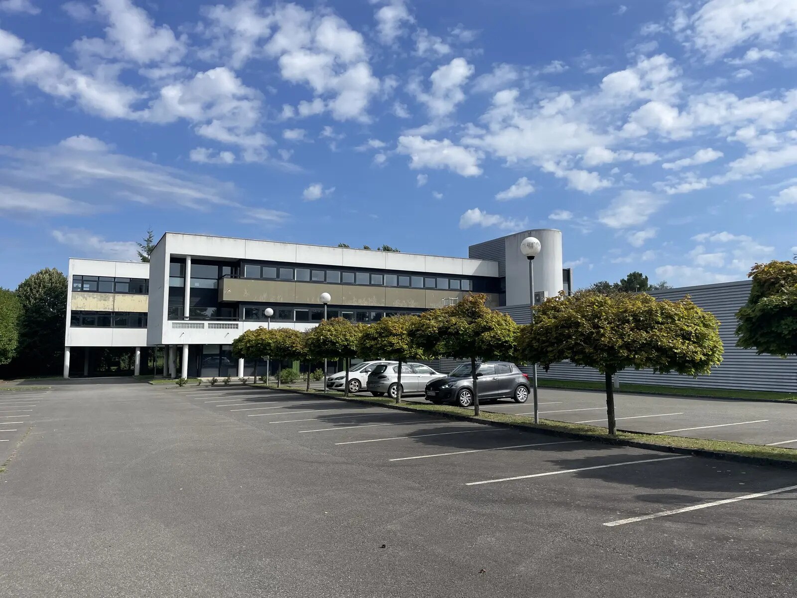 2 Rue Du Plessis, Vern-sur-Seiche à louer Photo de l’immeuble– Image 1 sur 23