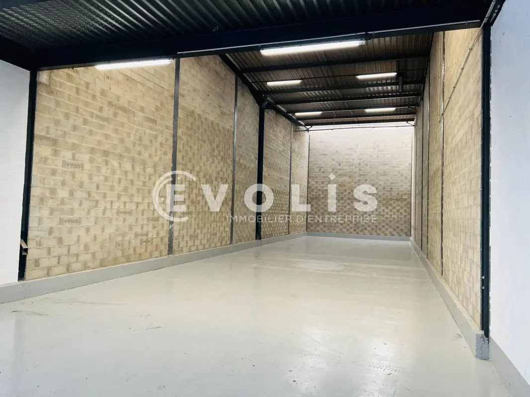 Local d’activités dans Noisy-le-Grand à louer Photo intérieure– Image 1 sur 8