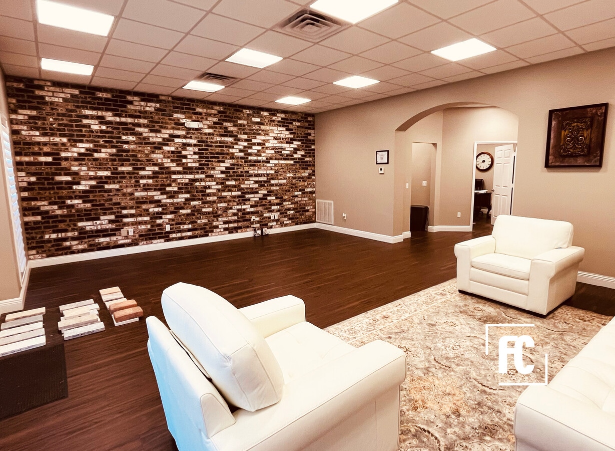 2662-2698 SE Willoughby Blvd, Stuart, FL 34994 - Lot 2678 - - Photo intérieure - Image 1 of 10