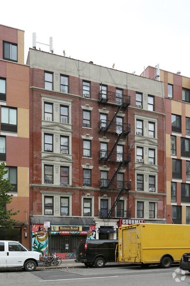 1469 5th Ave, New York, NY à vendre - Photo principale – Image 1 sur 5
