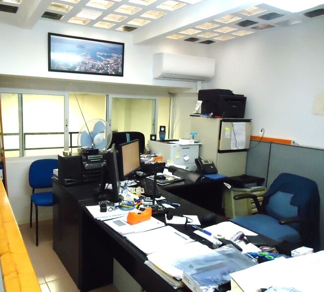 View Photo