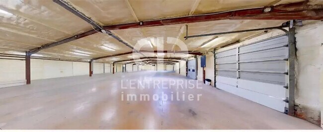 Plus de détails pour Bureau, Industriel/Logistique à louer