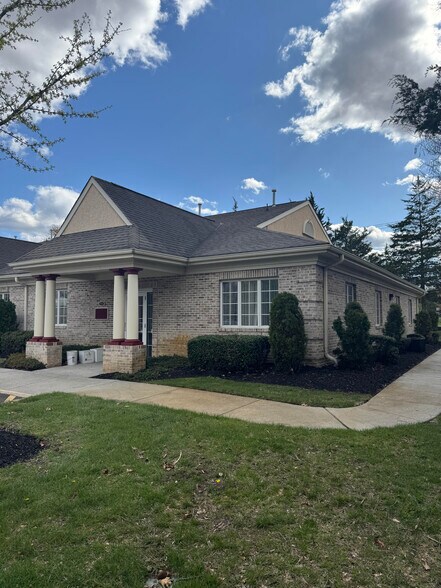 570 Egg Harbor Rd, Sewell, NJ à vendre - Photo de l’immeuble – Image 1 sur 8