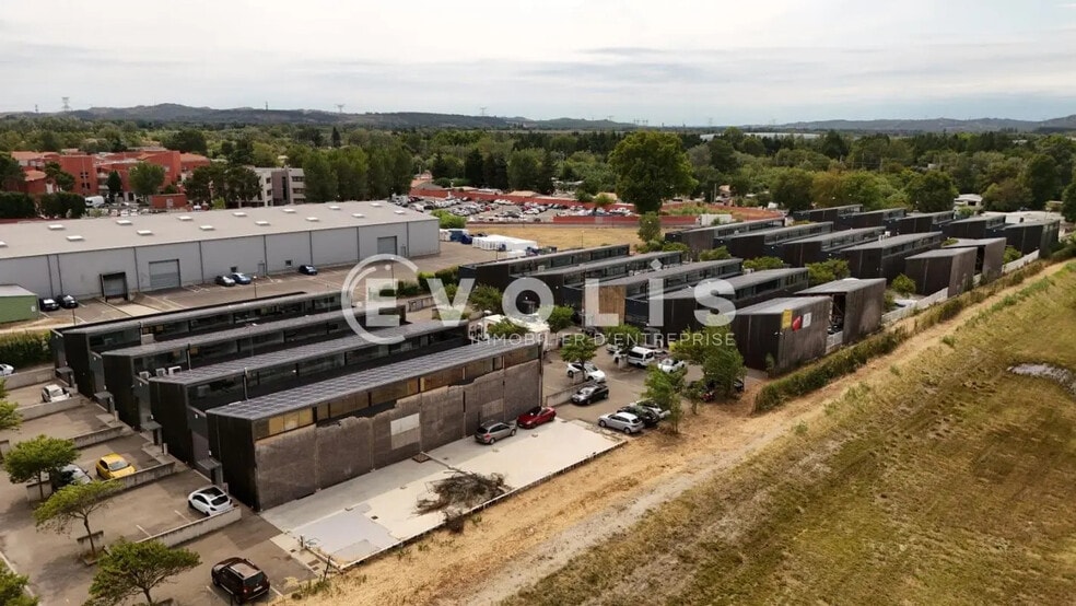 135 Rue Des Joncs Des Bois, Avignon à louer - Photo de l’immeuble – Image 2 sur 8