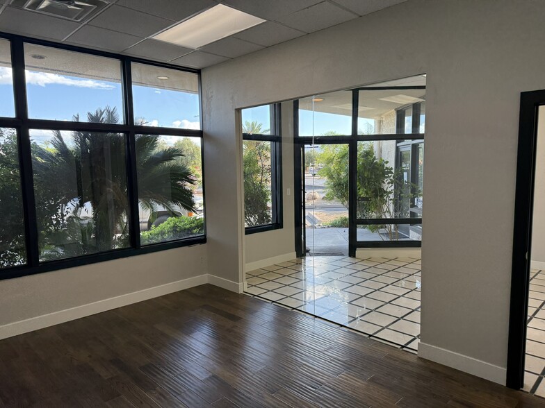 7655 E Redfield Rd, Scottsdale, AZ à louer - Photo de l’immeuble – Image 2 sur 23