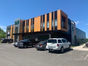 4695 Rue De La Pascaline, Lévis, QC à louer Photo intérieure– Image 2 sur 4