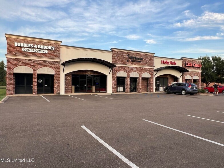 1127 Old Fannin Rd, Brandon, MS à louer - Photo de l’immeuble – Image 2 sur 3