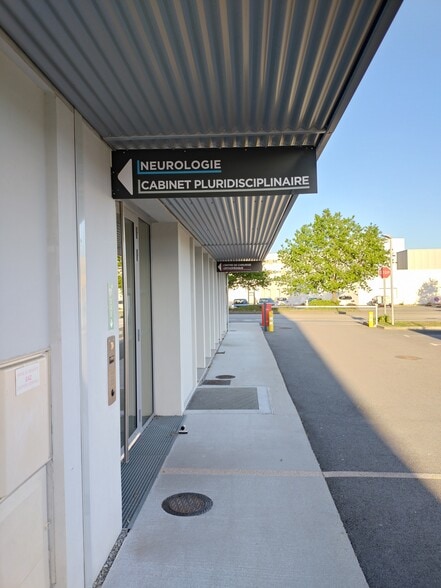 7 Rue Geneviève De Gaulle-Anthonioz, Vannes à vendre - Photo de l’immeuble – Image 3 sur 21