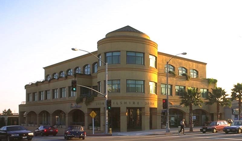 2530 Wilshire Blvd, Santa Monica, CA à louer Photo principale– Image 1 sur 31