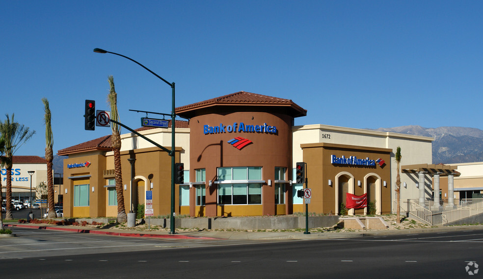 1634-1650 Highland Springs Ave, Beaumont, CA à louer - Photo de l’immeuble – Image 2 sur 15