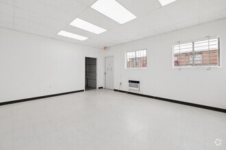 6003 Bellaire Blvd, Houston, TX à louer Photo intérieure– Image 2 sur 6