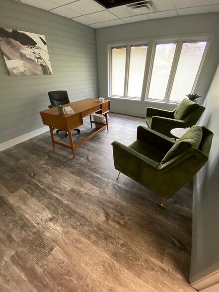 5080 Bradenton Ave, Dublin, OH à louer - Photo de l’immeuble – Image 2 sur 16